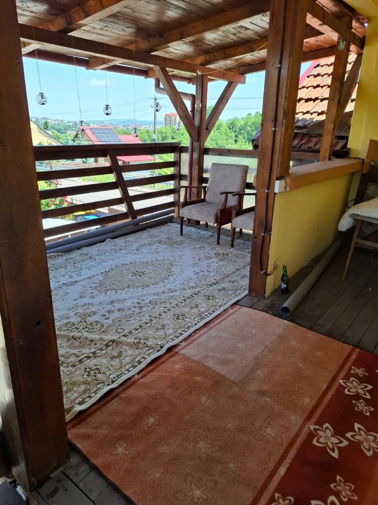 Casa de vanzare langa toroc