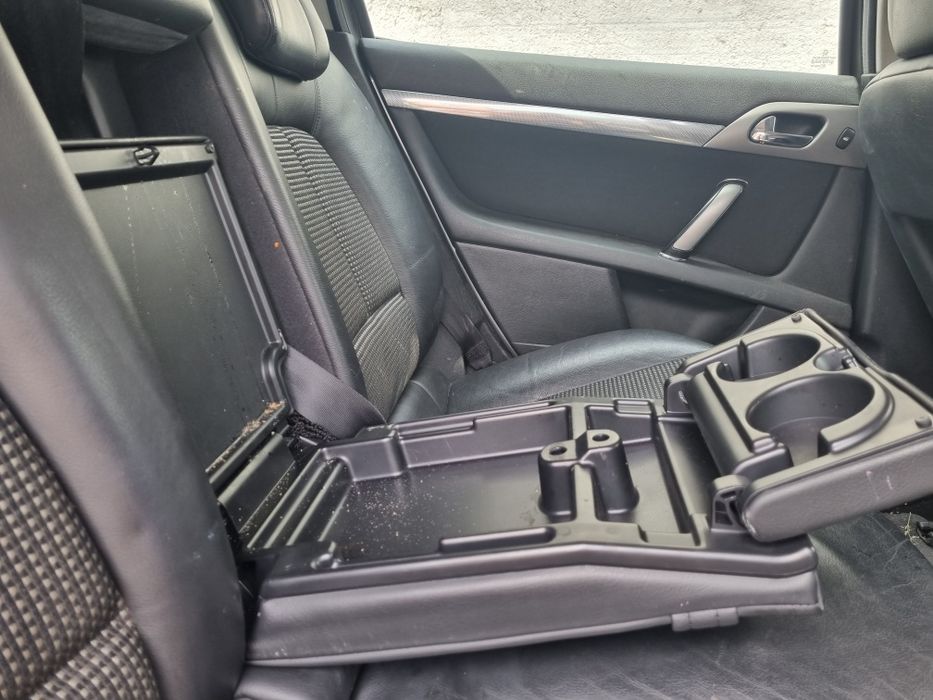 Dezmembrez Peugeot 407 2.0 136 cai