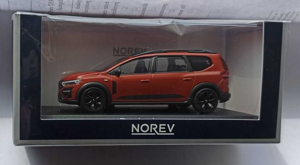 Macheta Dacia Jogger MK1 2021 orange/maro - Norev 1/43
