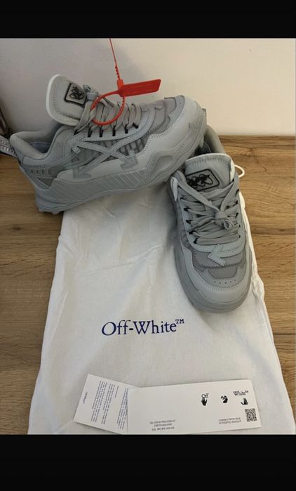 papuci off white