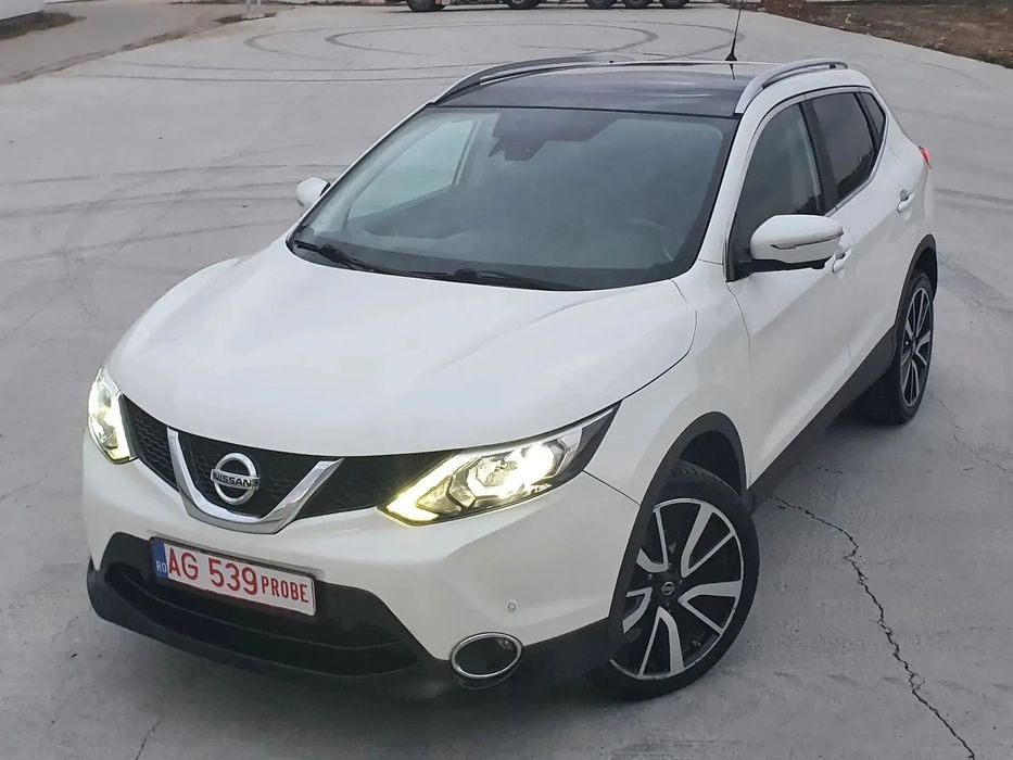 Nissan Qashqai TEKNA Camere 360 Keyless Garantie KM Rate Credit Posibilitate