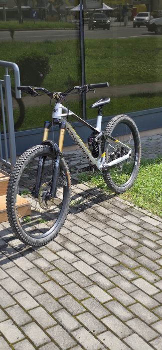 Bicicleta Mtb Enduro Mondraker Superfoxy RR 2023