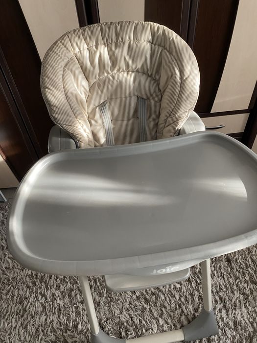 Scaun de masa bebe,Joie