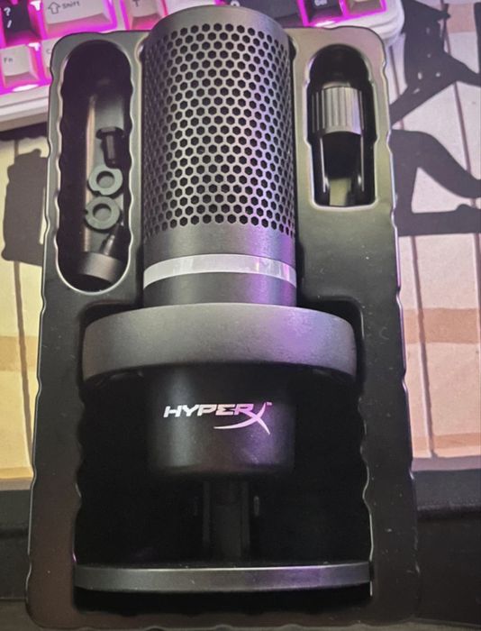 Microfon Hyperx Duocast in stare foarte buna