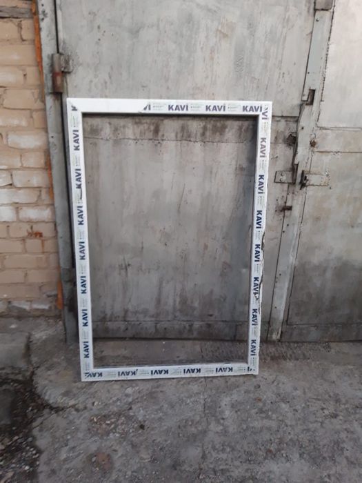 продам пластиковая дверь бу мет двери