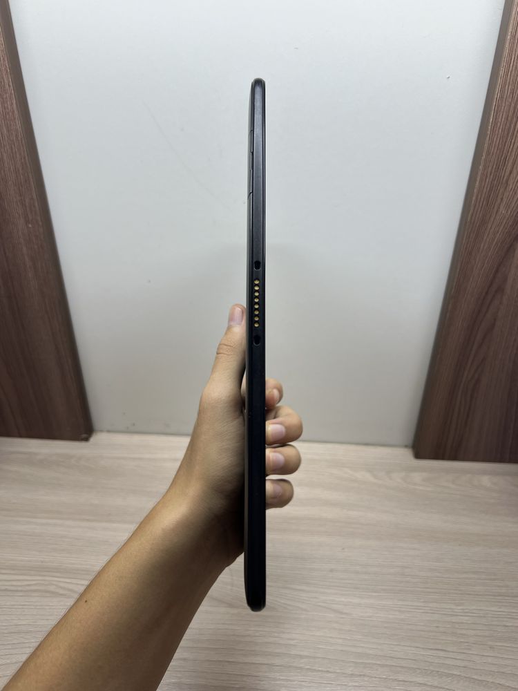 Планшет Alcatel срочно!!