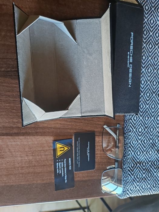 50% reducere! Rama Lux ochelari unisex NOI, Porsche Design, din Italia