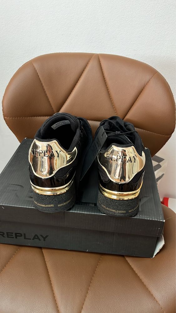 Replay sneakers