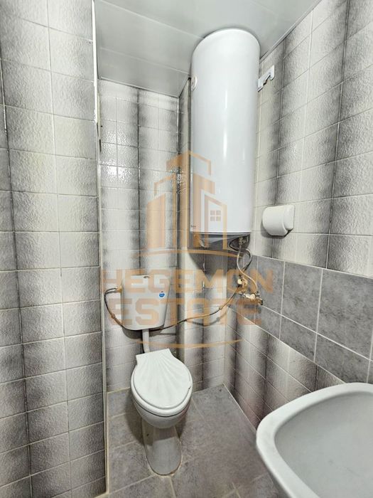 2-стаен в Варна-Зимно кино Тракия площ 70 цена 126000