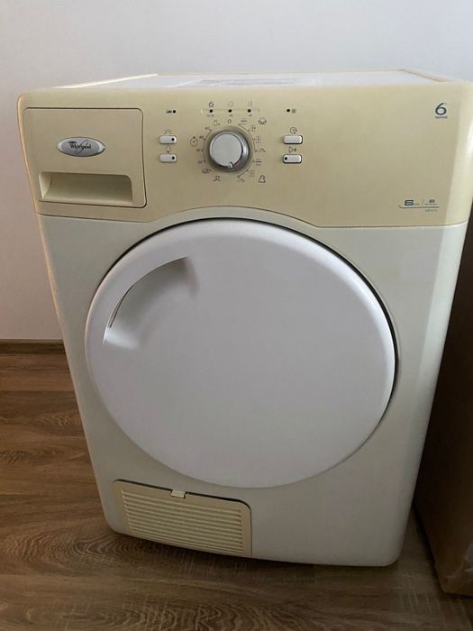 Uscator de rufe Whirlpool INDEPENDENT
