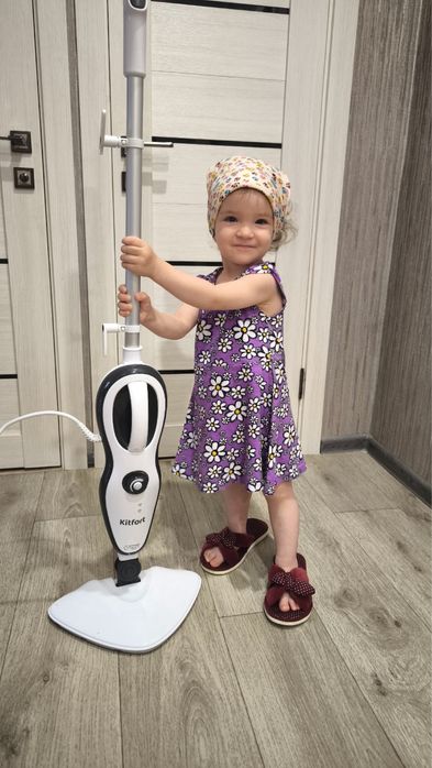 Электрошвабра Kitfort KT-1008 белый, серый