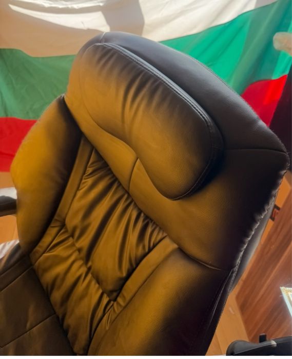 Директорски стол