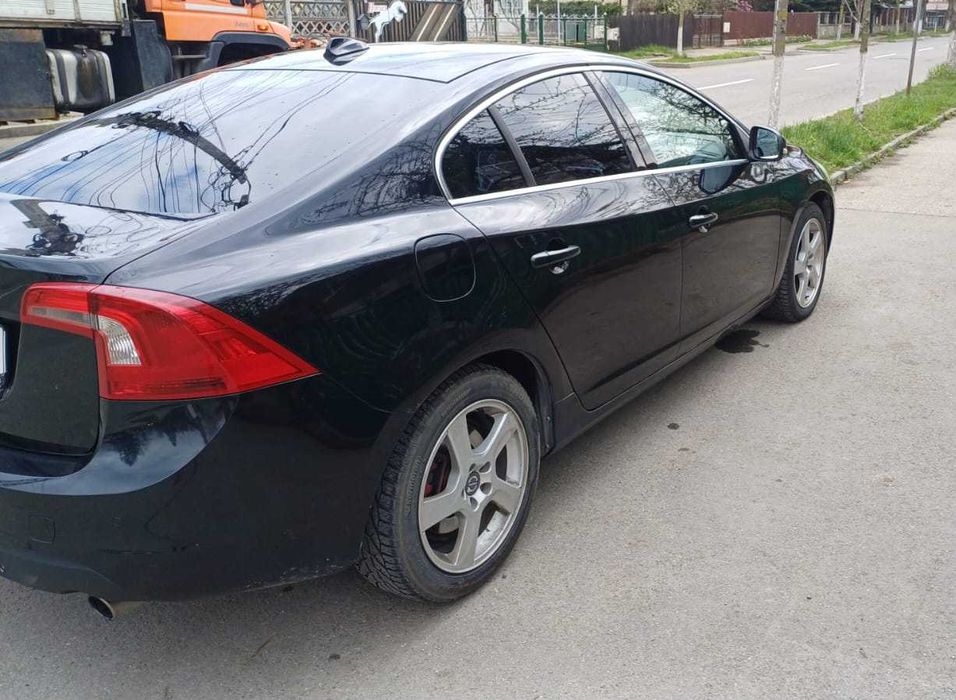 VOLVO S60 an fabricatie 2011
