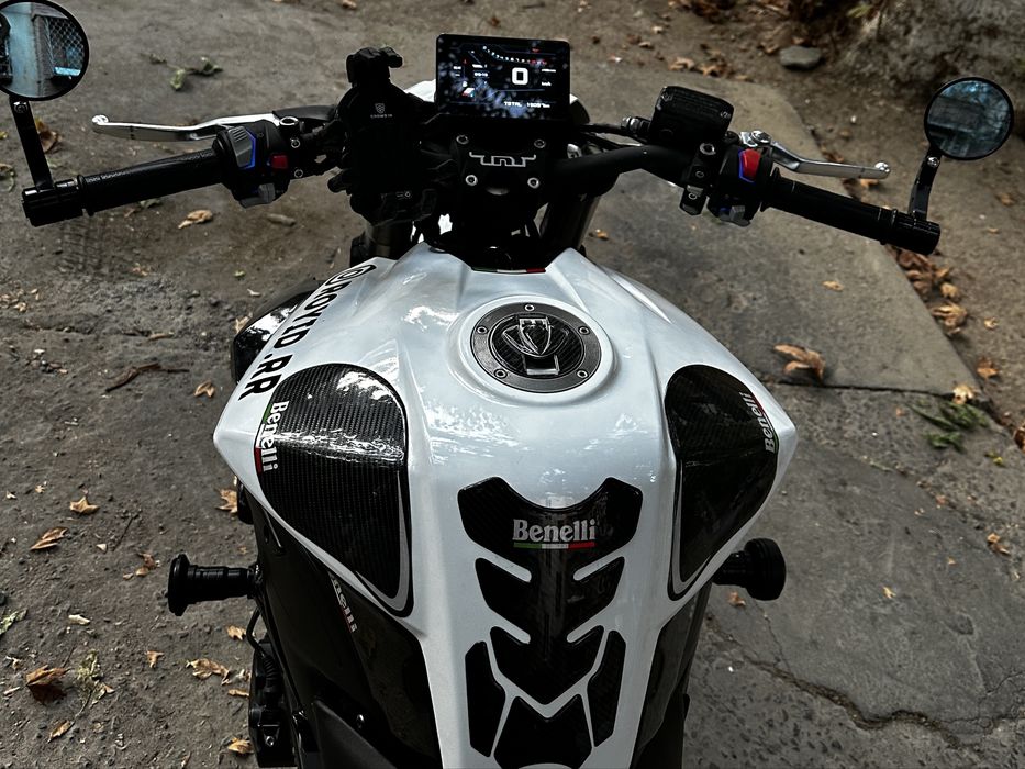 Стрит Мотоцикл Benelli TNT 600i restyling Italy последняя версия