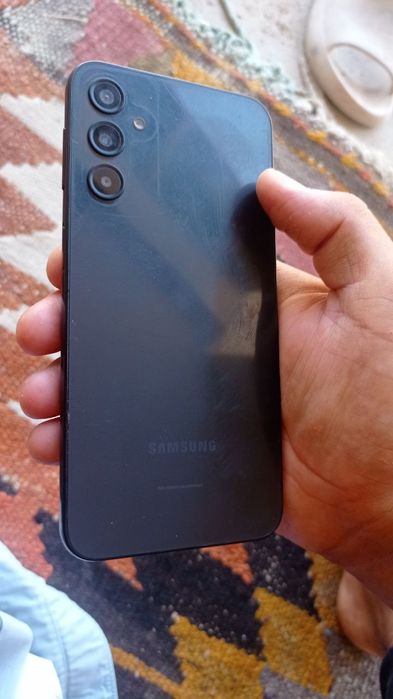 Samsung a24  bir qo‘l