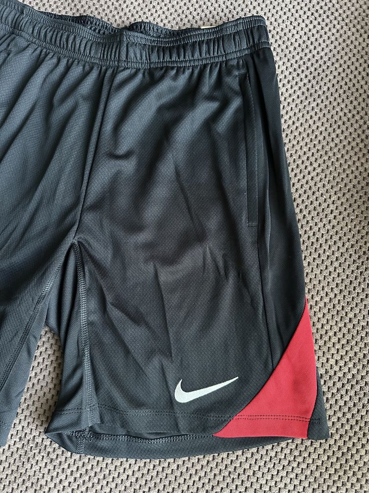 LFC Nike Mens 24/25 Strike Training Shorts Black