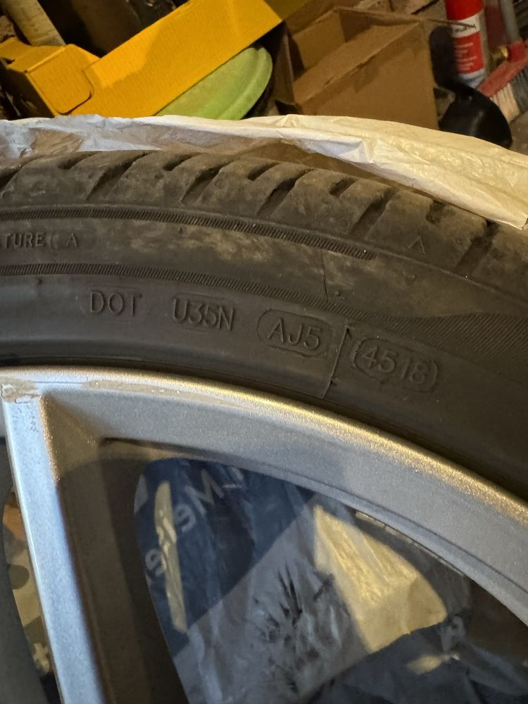 Летни гуми 255/35/18 и 225/40/18