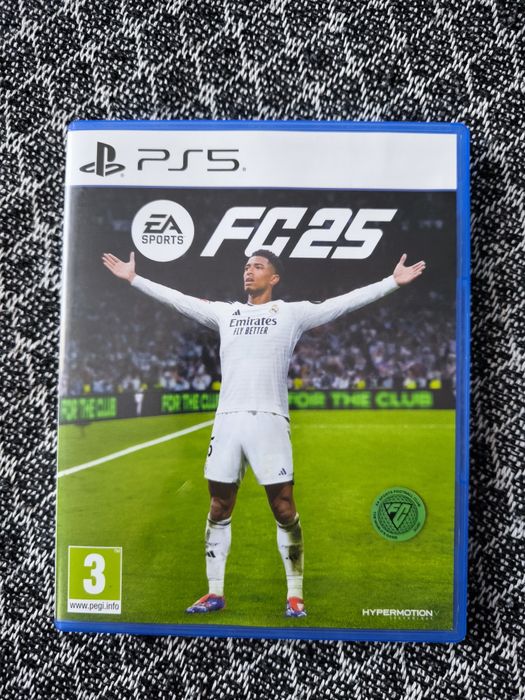 Продам FC25 FIFA25 на PS5