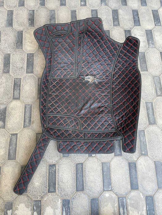 Отдам даром полики для салона BYD E2