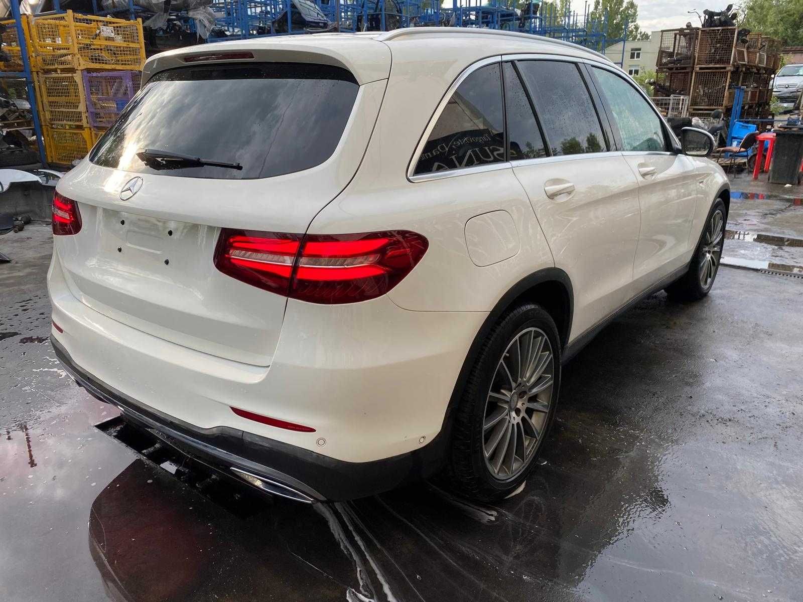 Dezmembrez GLC edition one/glc 250d/designo/far ils/glc amg/bara amg/