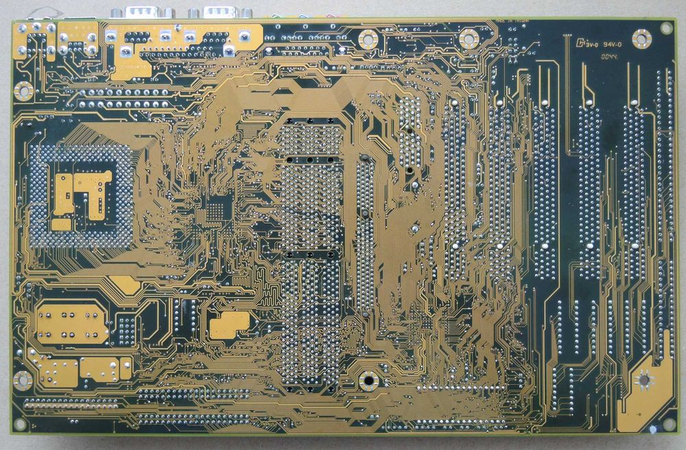 Lucky Star 6VA693AM Via Apollo Pro133 Socket 370 AGP PCI ISA Testat