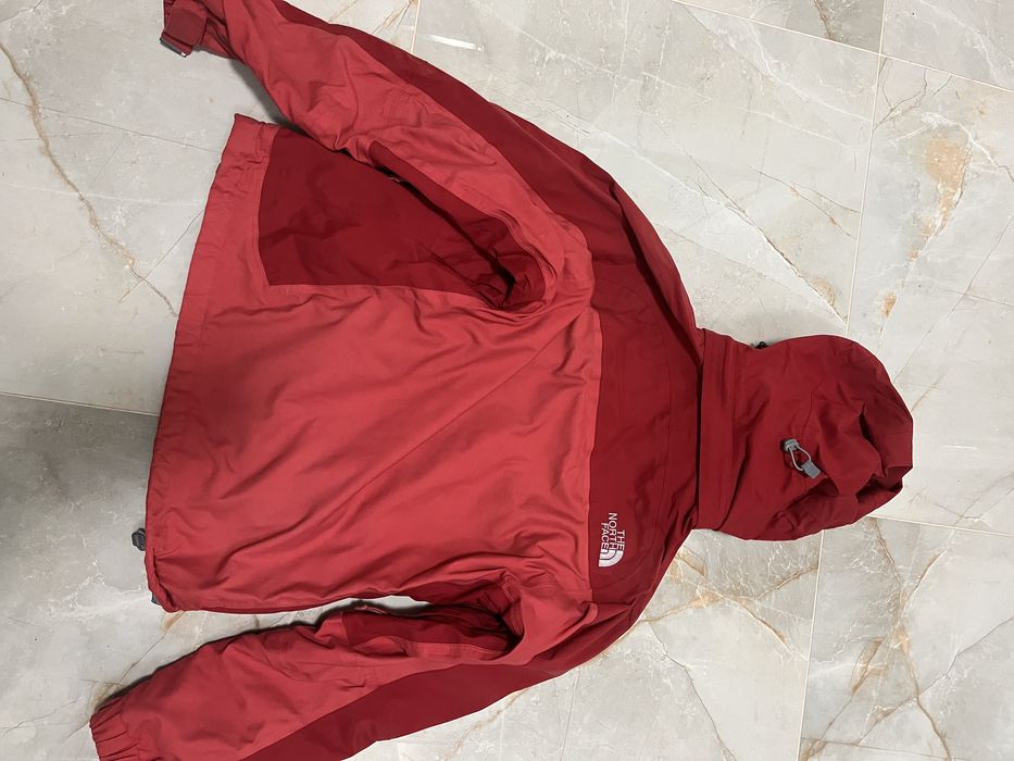 Vand geaca de iarna The North Face