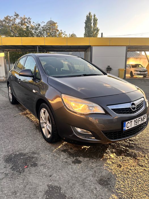 Astra J 2011 1.7 d