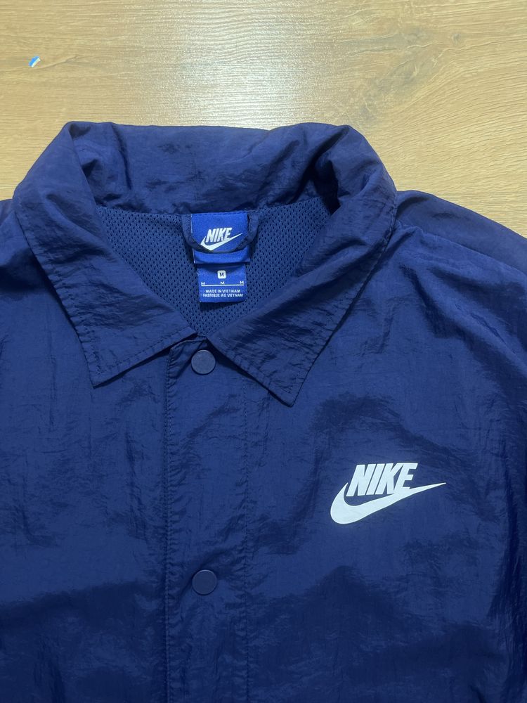 DC Shoes,Nike преходни якета размер M-L