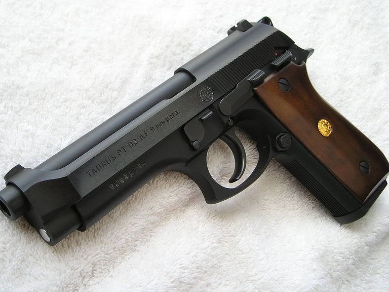 REPLICA PISTOL ADEVARAT!! Taurus Force Semi Full Metal Total Co2 Gaz