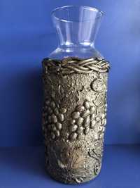 Ръчно декорирана гарафа …става и за ваза