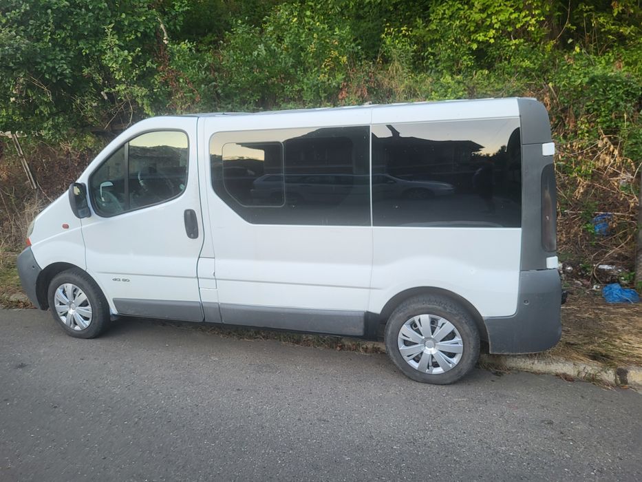Renault trafic 8+1