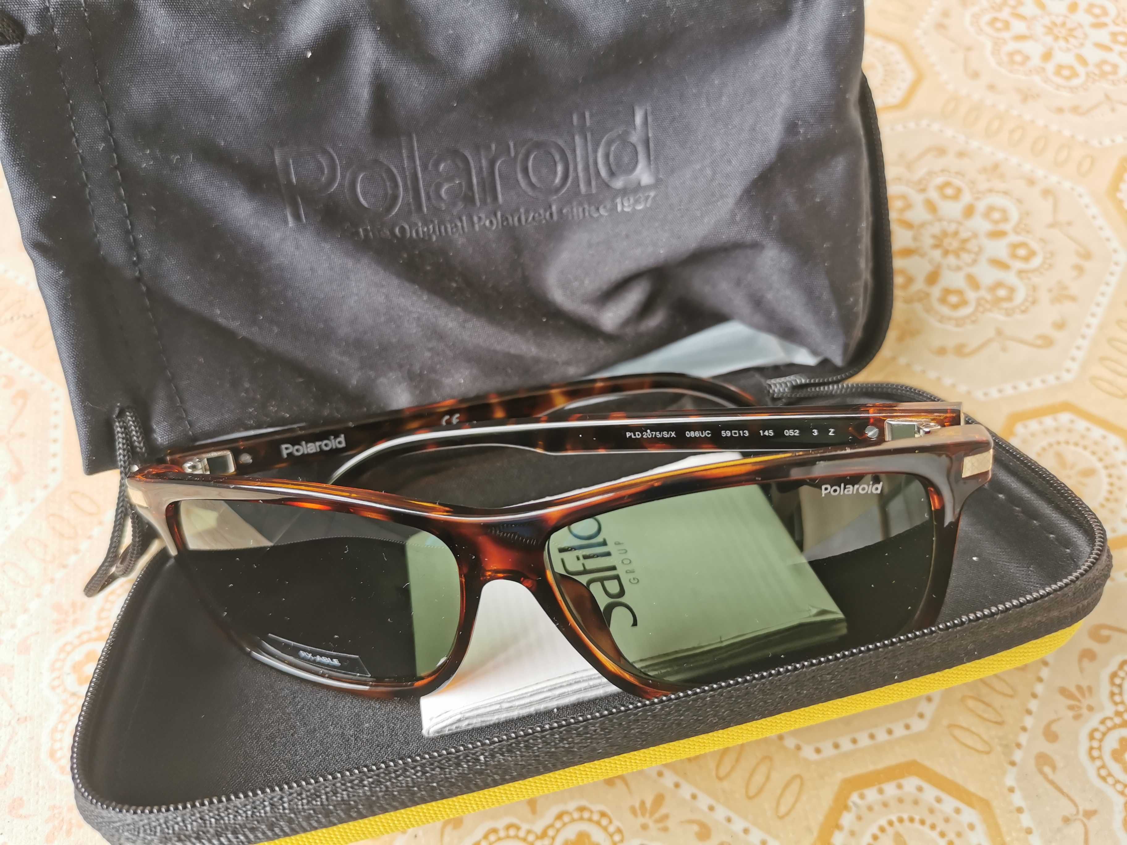 Vand ochelari soare Polaroid, culoare Havana, noi, pret 250 lei!