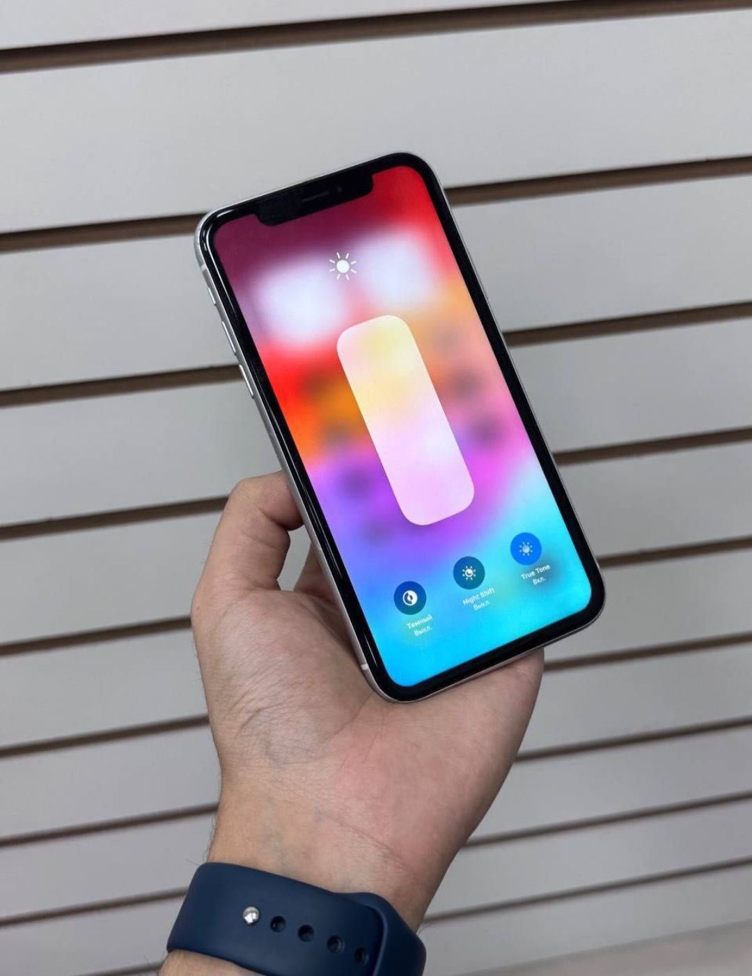 Iphone xr 128 gb xotira