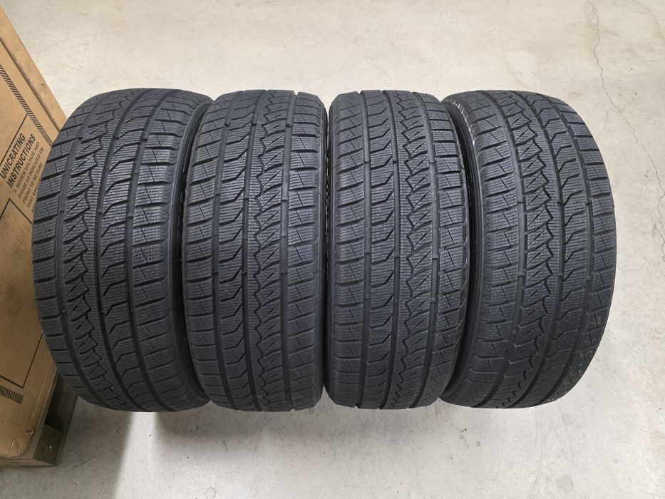 215/55/18 99H 4бр.FARROAD XL FRD79 RIM PROTECTOR extra load