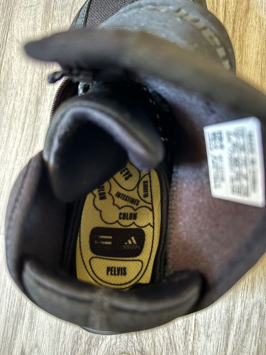 ADIDAS X Pharrell Williams 0 TO