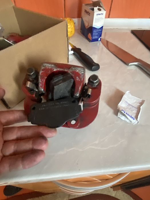 Etrier MICROCAR  spate stanga dreapta