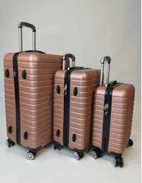 Чемодан Хитовые чемоданы Набор чемоданов