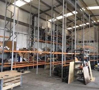 Livezeni - Inchiriere hala/ spatiu depozit/ birou - Str. Principala