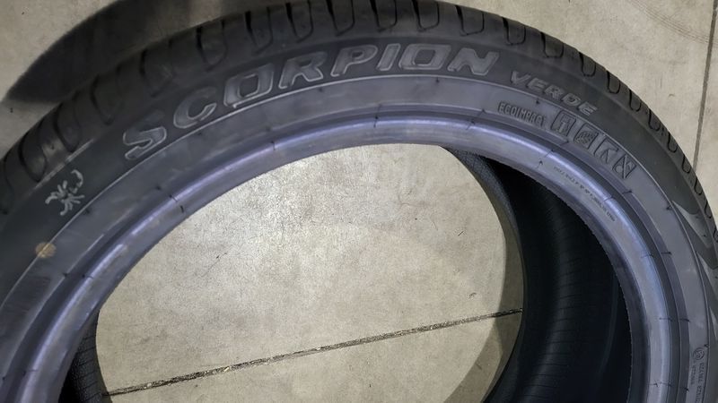 225/45/19 PIRELLI 2бр