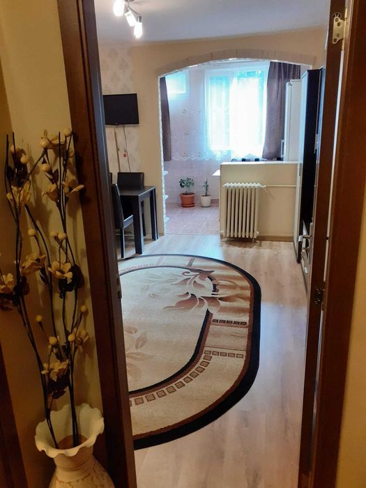 Persoana fizica inchiriez Garsoniera Marasti