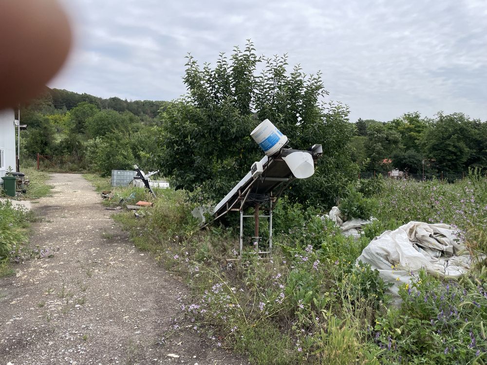 Дозираща  , пакетираща машина , сито  и транспортна лента