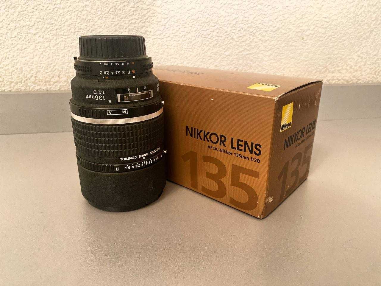 Объектив Nikon AF DC-Nikkor 135mm 1:2D Defocus Image Control