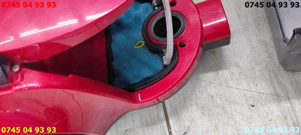 aspirator samsung  rosu VCMA15QS 1500W functional se vinde ca in poze