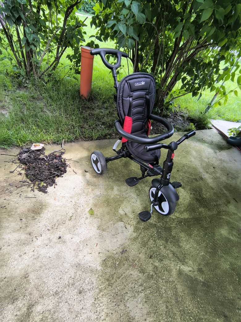 Tricicleta pentru copii de la un an în sus