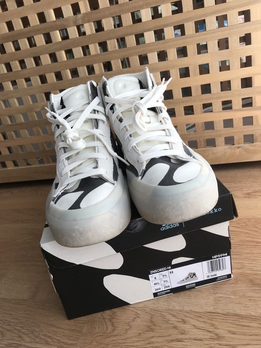 Adidas Originals Znsored Sports 41 1/3 Yeezy Boost Hi Nike Puma Gucci