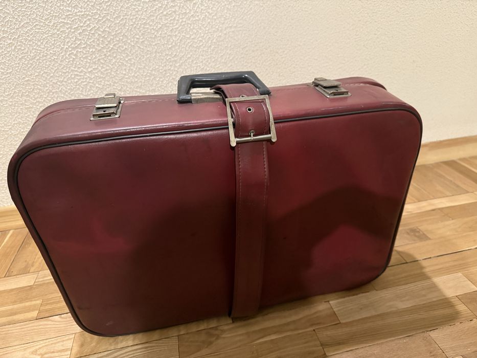 Винтажный советский чемодан