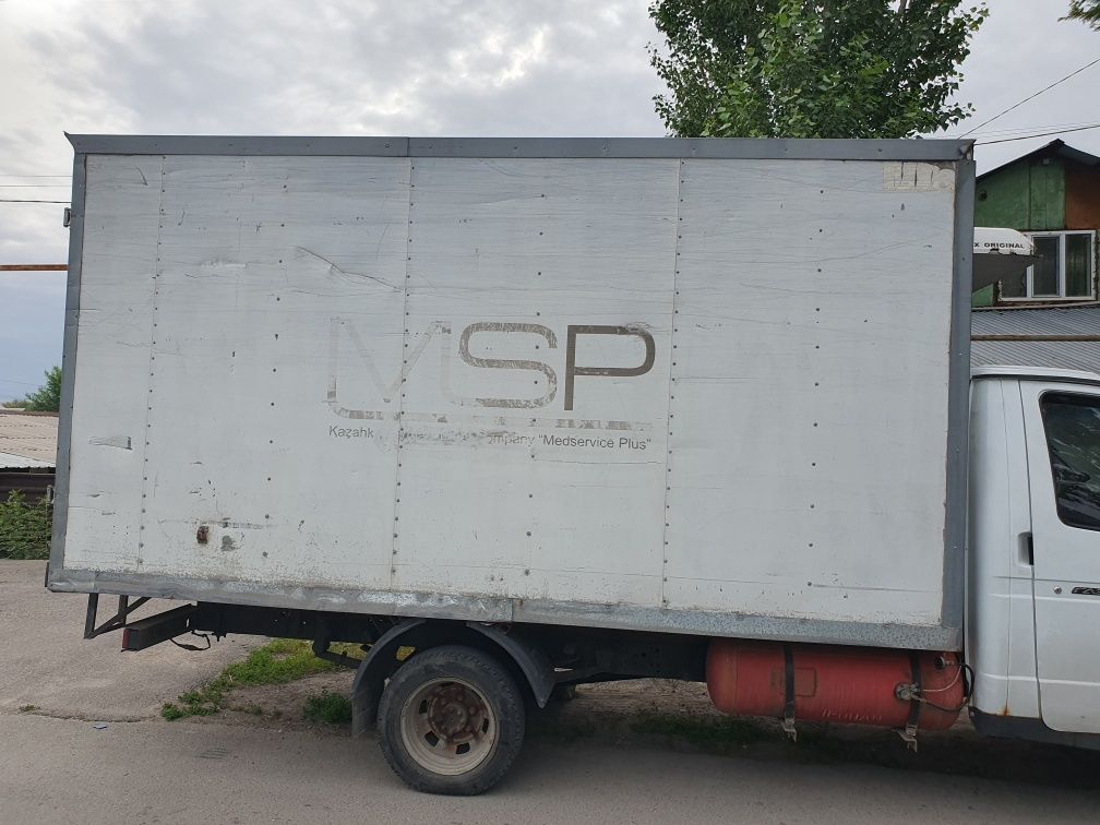 Продам рефрижератор. Рабочий,работает.  Рефрижератор . Авторефрижерато