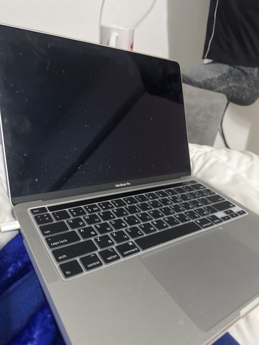 Macbook pro m2 2022