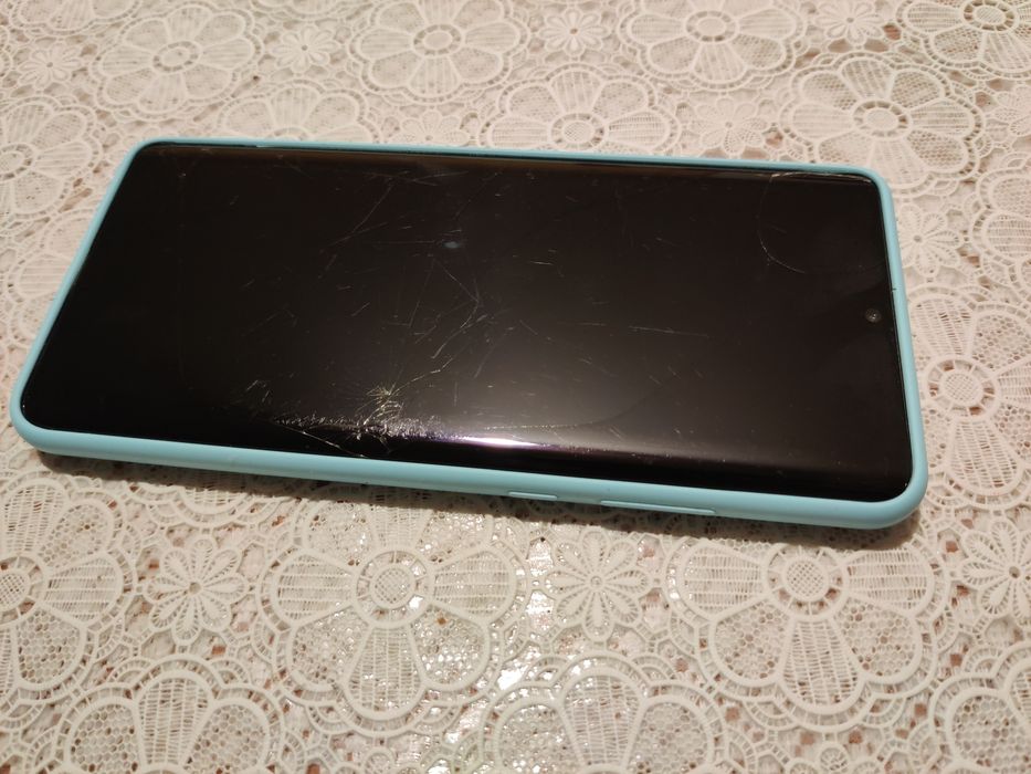 Vând Huawei P30 Pro