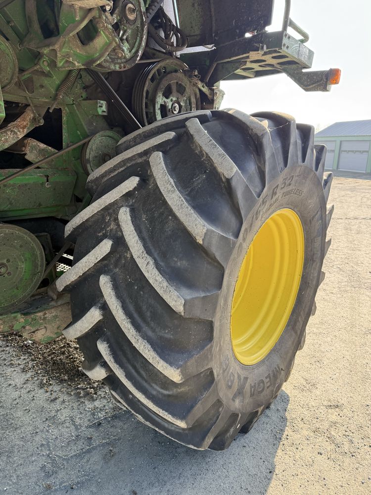Conbina John Deere T670 4x4 Hillmaster 2010